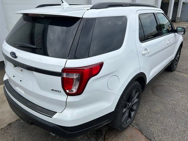 Certified 2019 Ford Explorer XLT w/ Equipment Group 202A AWD/4WD image 5