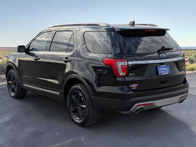 Certified 2017 Ford Explorer XLT w/ Equipment Group 202A AWD/4WD image 4