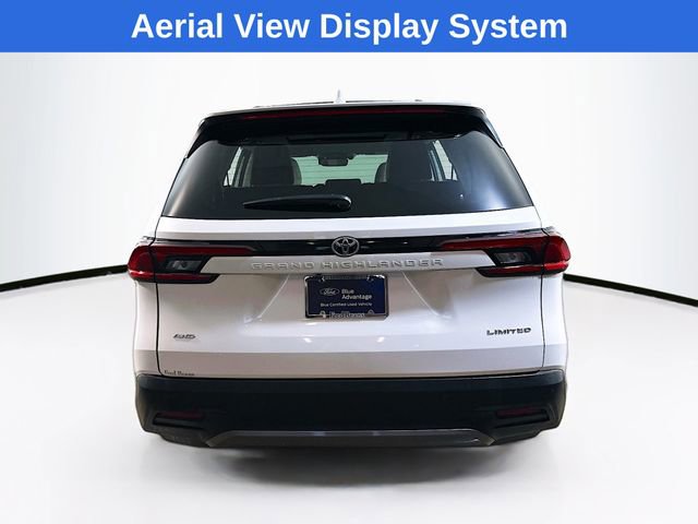 Used 2025 Toyota Grand Highlander AWD image 11