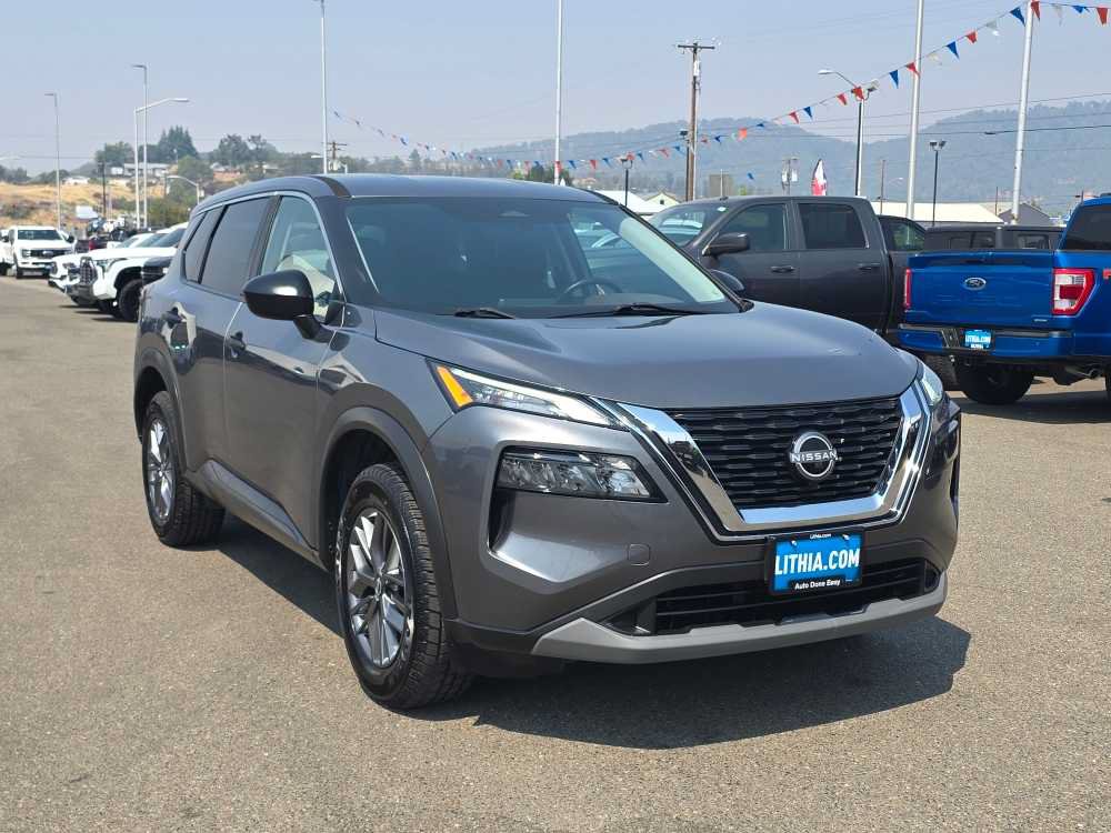 Used 2023 Nissan Rogue S AWD/4WD image 7