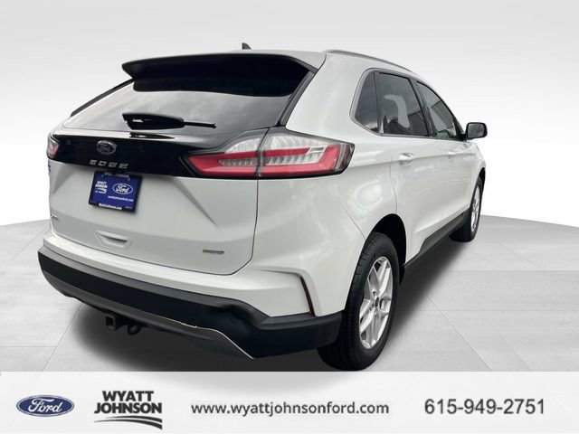 Certified 2022 Ford Edge SEL w/ Convenience Package AWD/4WD image 3