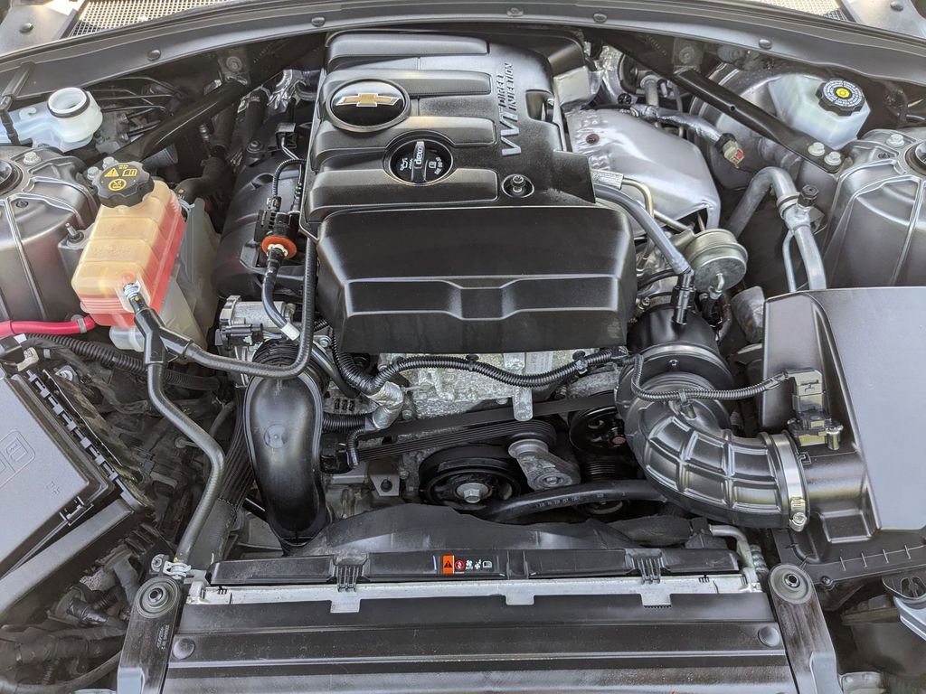 Used 2020 Chevrolet Camaro LT RWD image 20