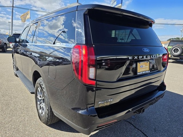 Certified 2025 Ford Expedition Max Active image 6
