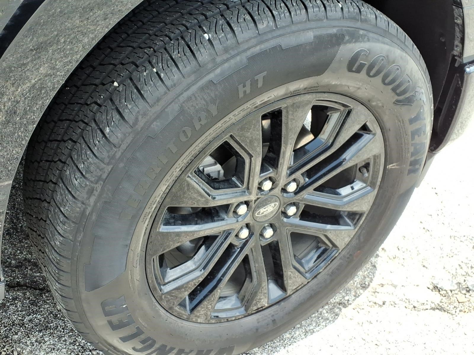 Certified 2025 Ford F150 XLT RWD image 9