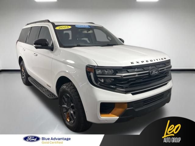 Certified 2025 Ford Expedition Tremor AWD/4WD image 9
