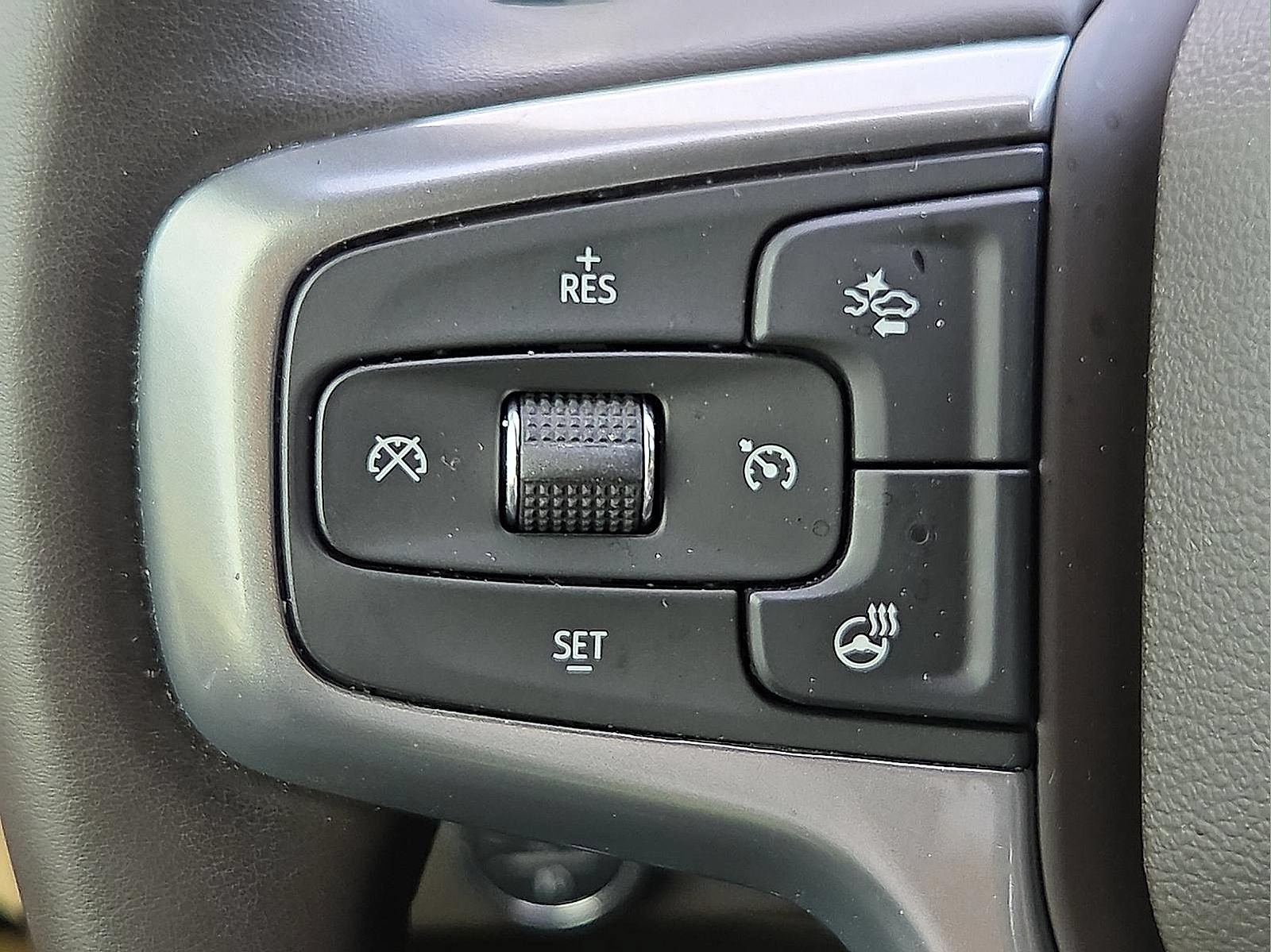 Used 2024 Chevrolet Silverado 1500 LT Trail Boss w/ LT Trail Boss Premium Package AWD/4WD image 19