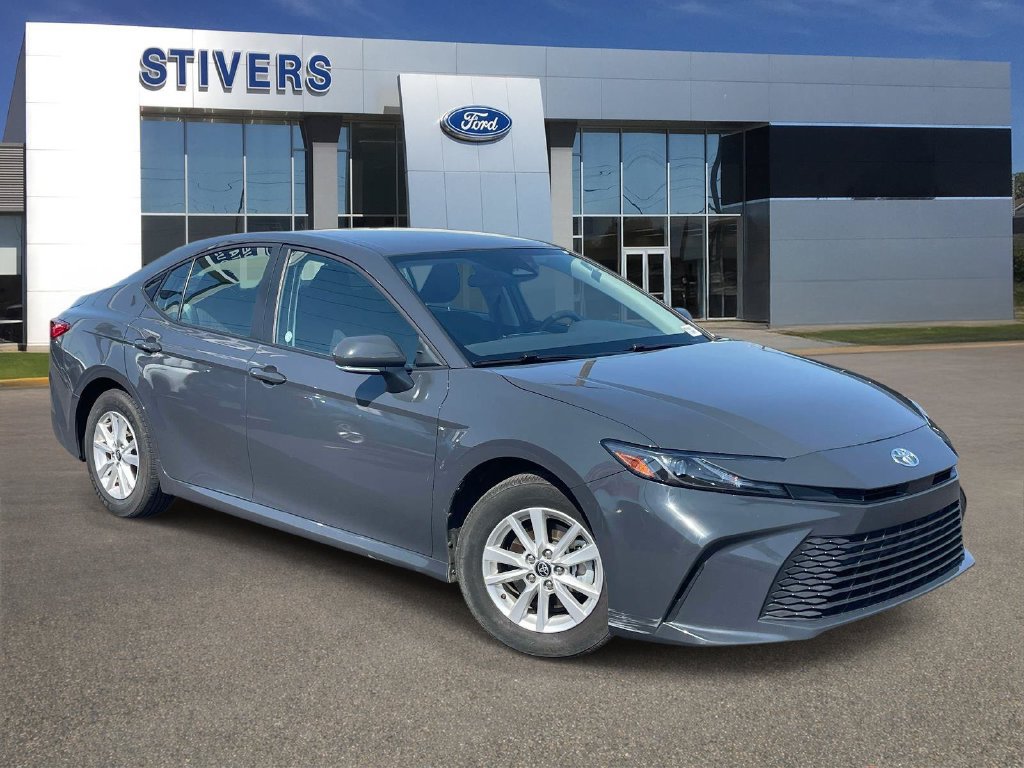Used 2025 Toyota Camry LE