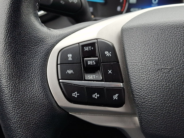 Certified 2023 Ford Explorer XLT w/ Equipment Group 202A AWD/4WD image 23