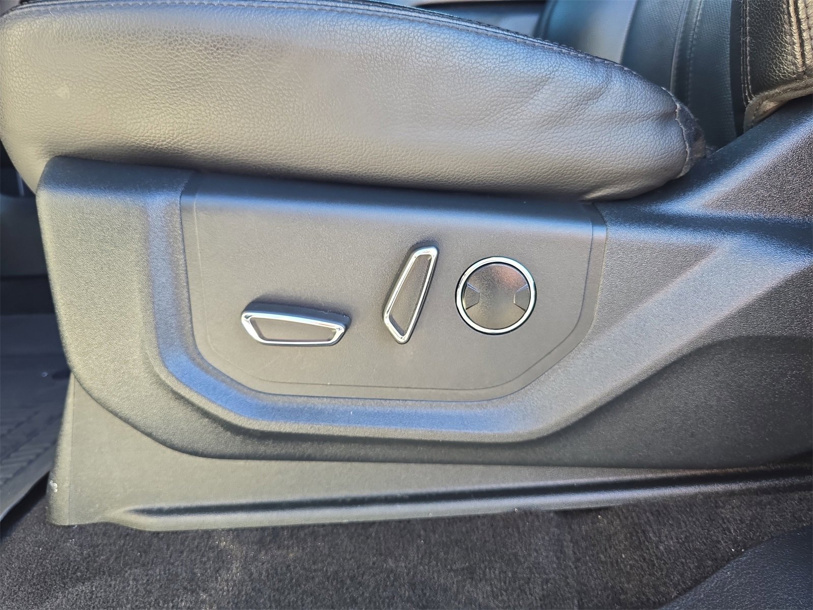 Certified 2021 Ford Expedition Limited image 15