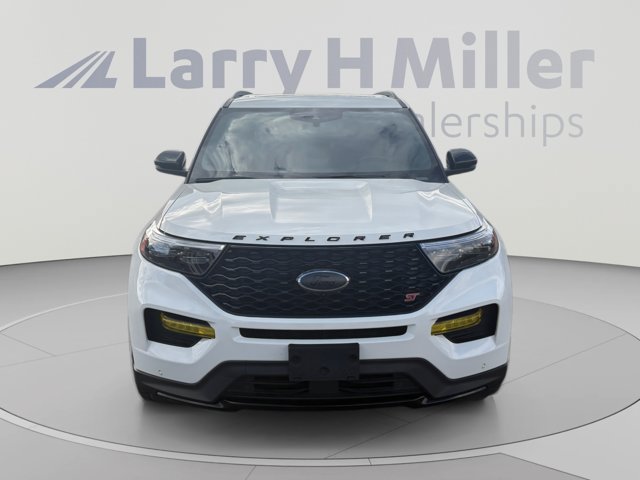 Certified 2021 Ford Explorer ST w/ Equipment Group 401A AWD/4WD image 8