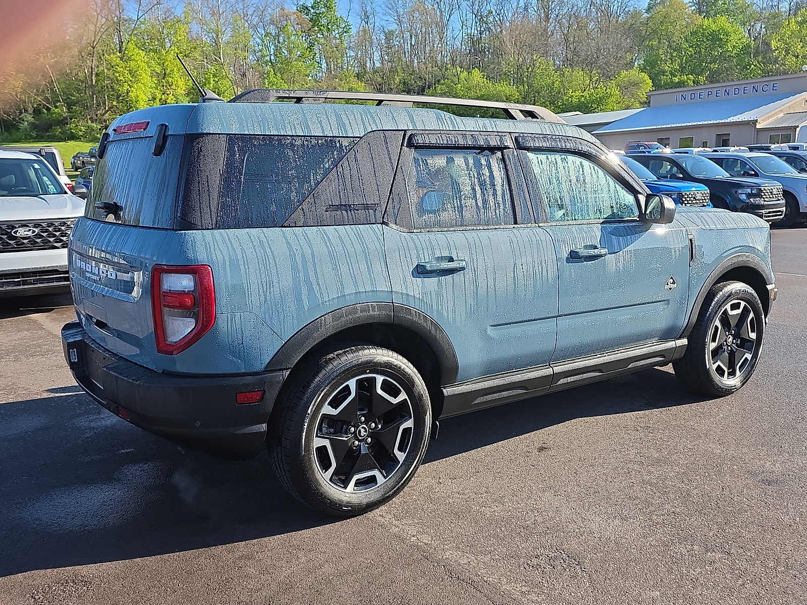 Certified 2023 Ford Bronco Sport Outer Banks w/ Tech Package AWD/4WD image 11
