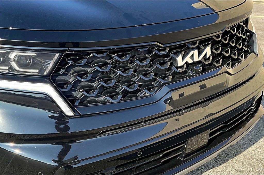 Used 2023 Kia Sorento SX image 31