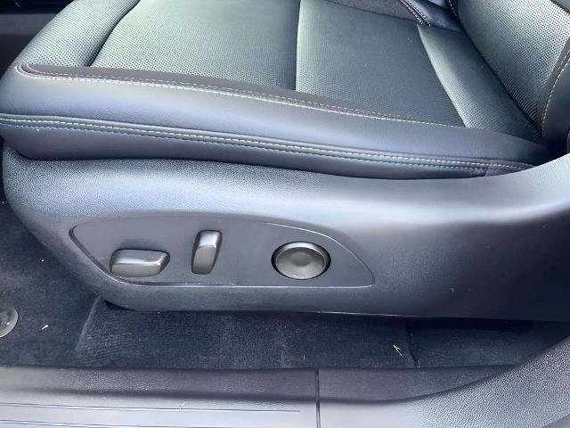 Used 2024 Chevrolet Equinox EV LT AWD/4WD image 18
