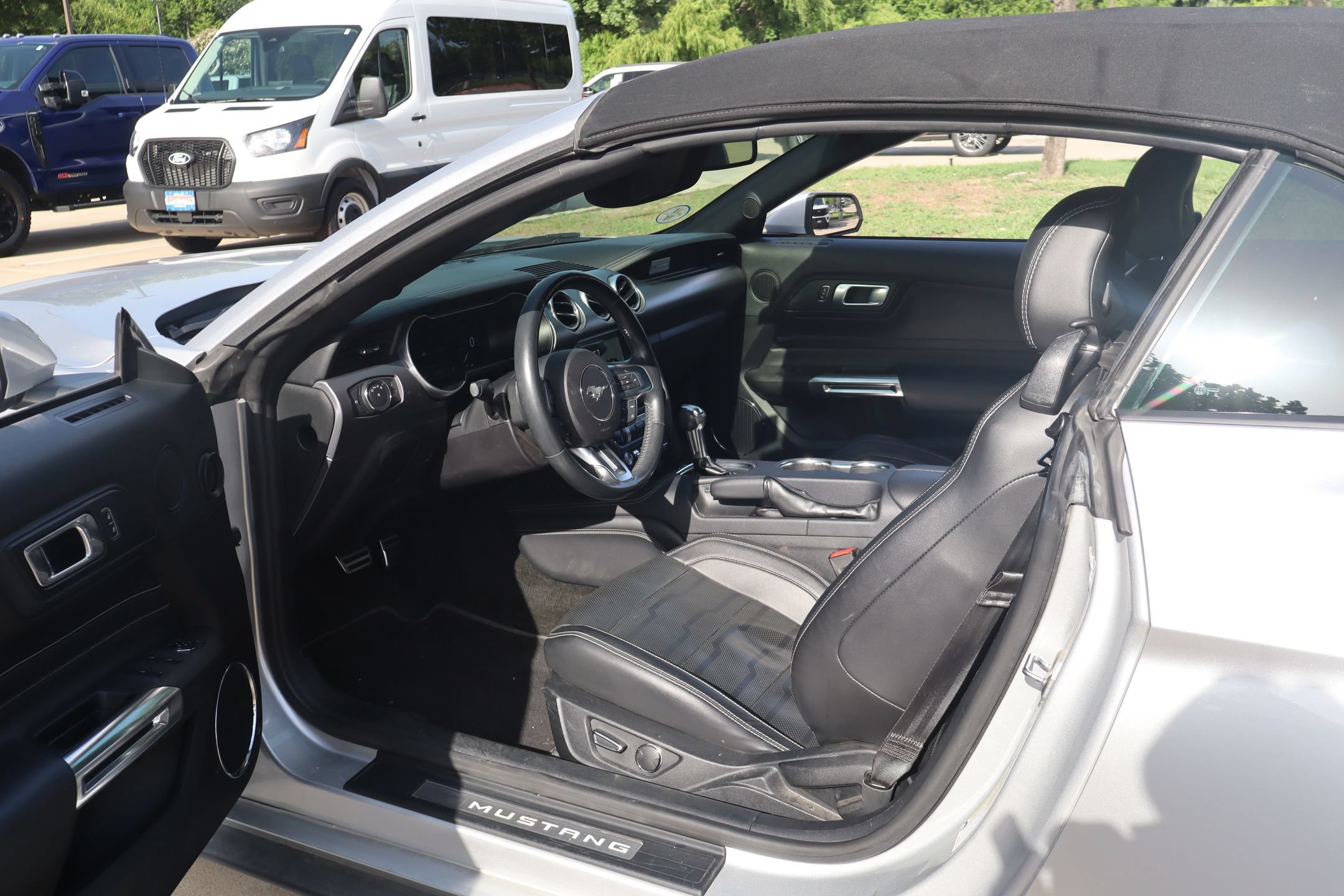 Certified 2018 Ford Mustang Premium w/ Equipment Group 201A RWD image 23
