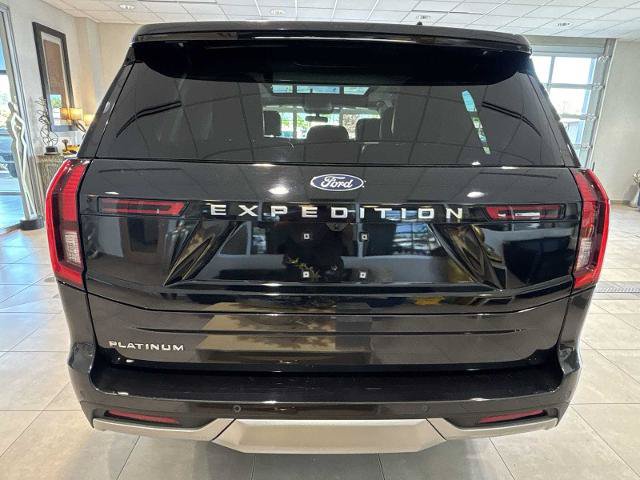 Certified 2025 Ford Expedition Platinum w/ Driver's Package AWD/4WD image 4