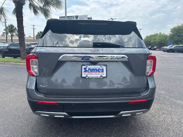 Certified 2023 Ford Explorer XLT w/ Equipment Group 202A RWD image 4
