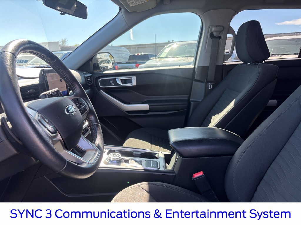 Certified 2020 Ford Explorer XLT w/ Comfort Package RWD image 30