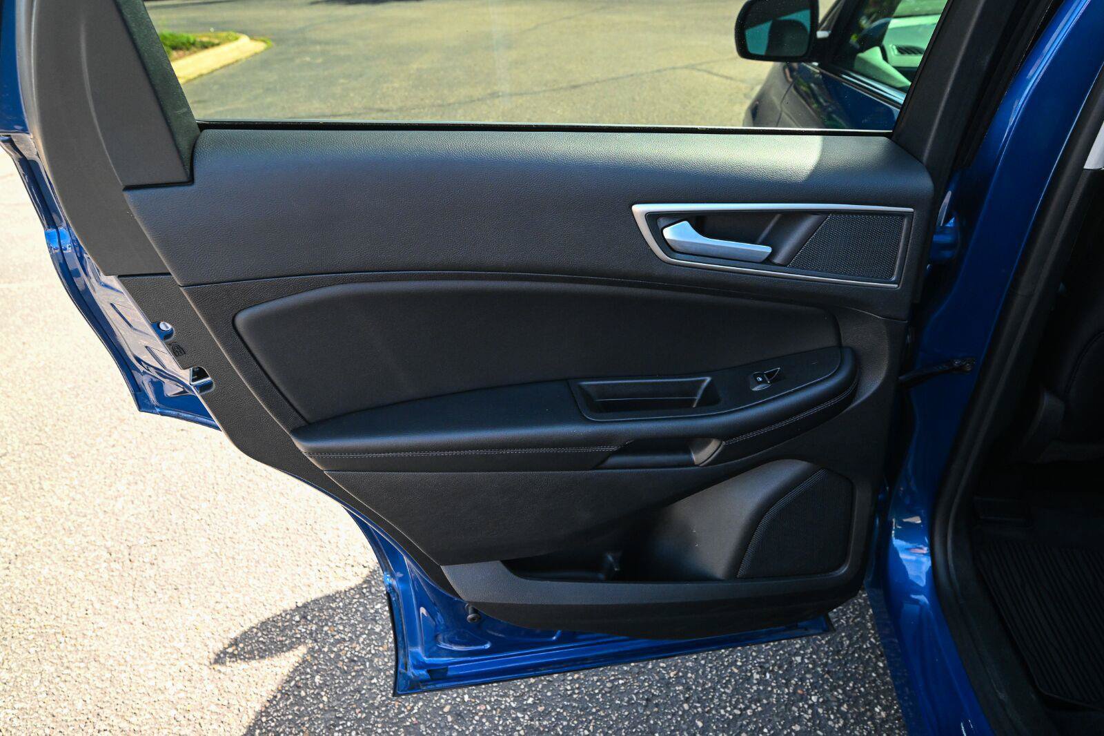 Certified 2024 Ford Edge SEL w/ Convenience Package AWD/4WD image 25