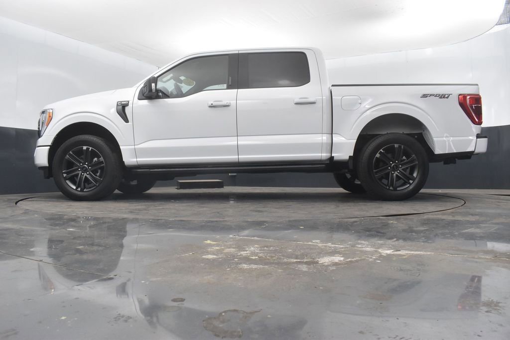 Certified 2022 Ford F150 XLT w/ Equipment Group 302A High image 11