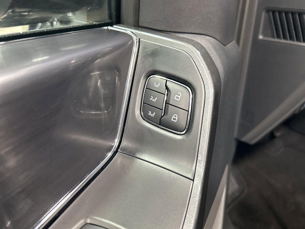 Certified 2023 Ford F150 Lariat w/ Equipment Group 502A High image 16