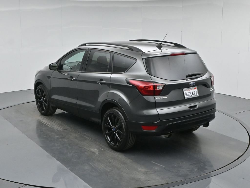 Certified 2019 Ford Escape SE image 21