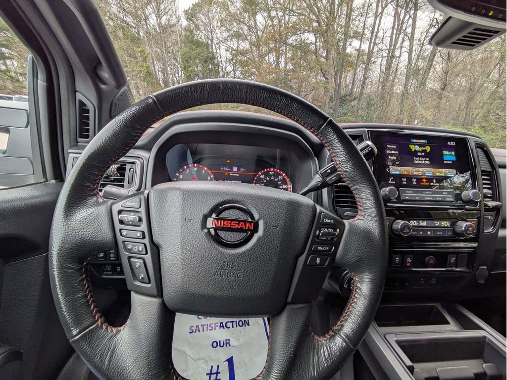 Used 2022 Nissan Titan PRO-4X image 17