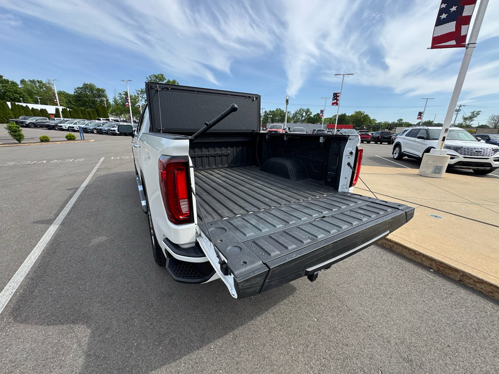 Used 2022 GMC Sierra 1500 Denali w/ Technology Package AWD/4WD image 13