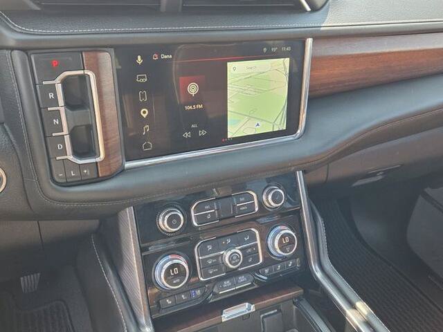 Used 2023 GMC Yukon Denali Ultimate AWD/4WD image 22