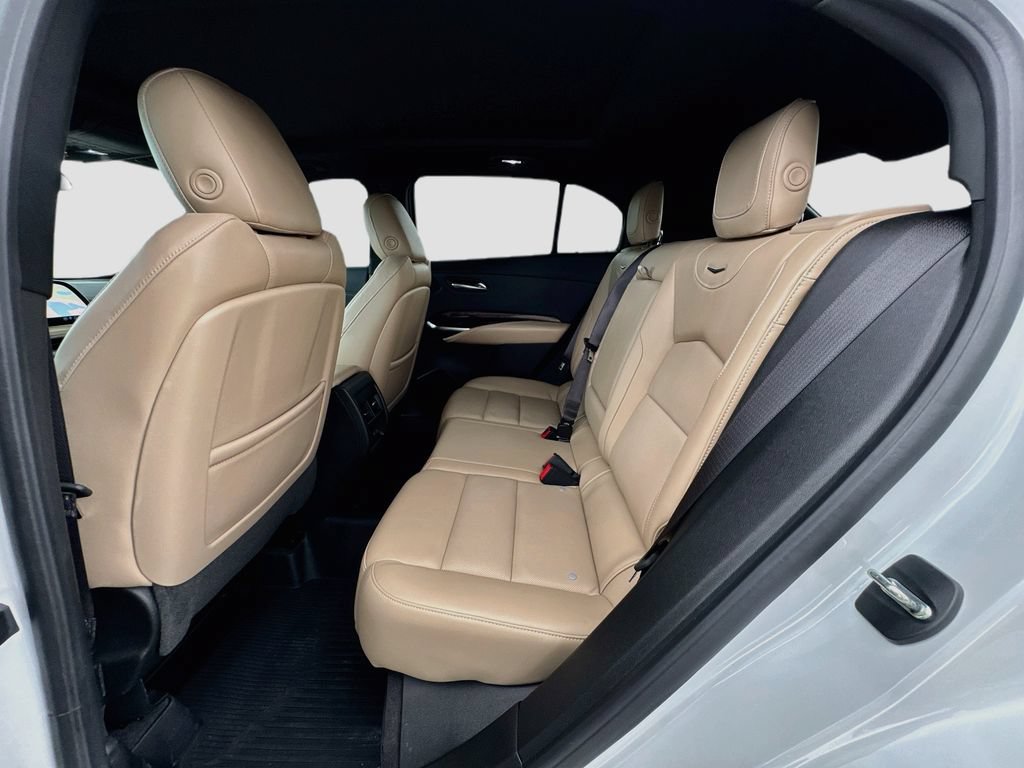 Used 2024 Cadillac XT4 Premium Luxury FWD image 28