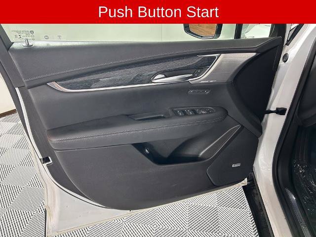 Used 2022 Cadillac XT5 Premium Luxury AWD/4WD image 10