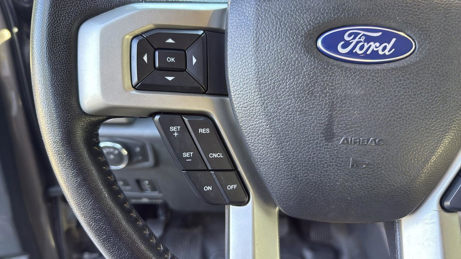 Certified 2022 Ford F250 Lariat w/ Lariat Ultimate Package image 14