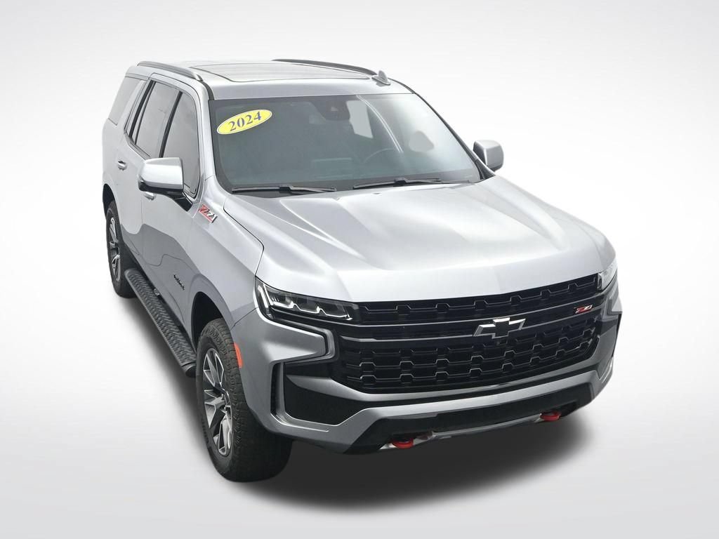 Used 2024 Chevrolet Tahoe Z71 w/ Luxury Package AWD/4WD image 32