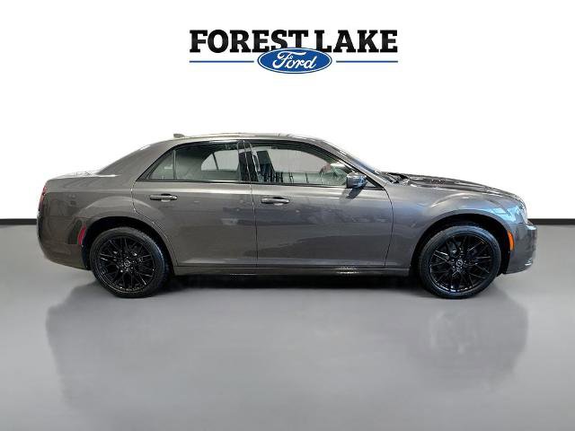 Used 2019 Chrysler 300 S image 8