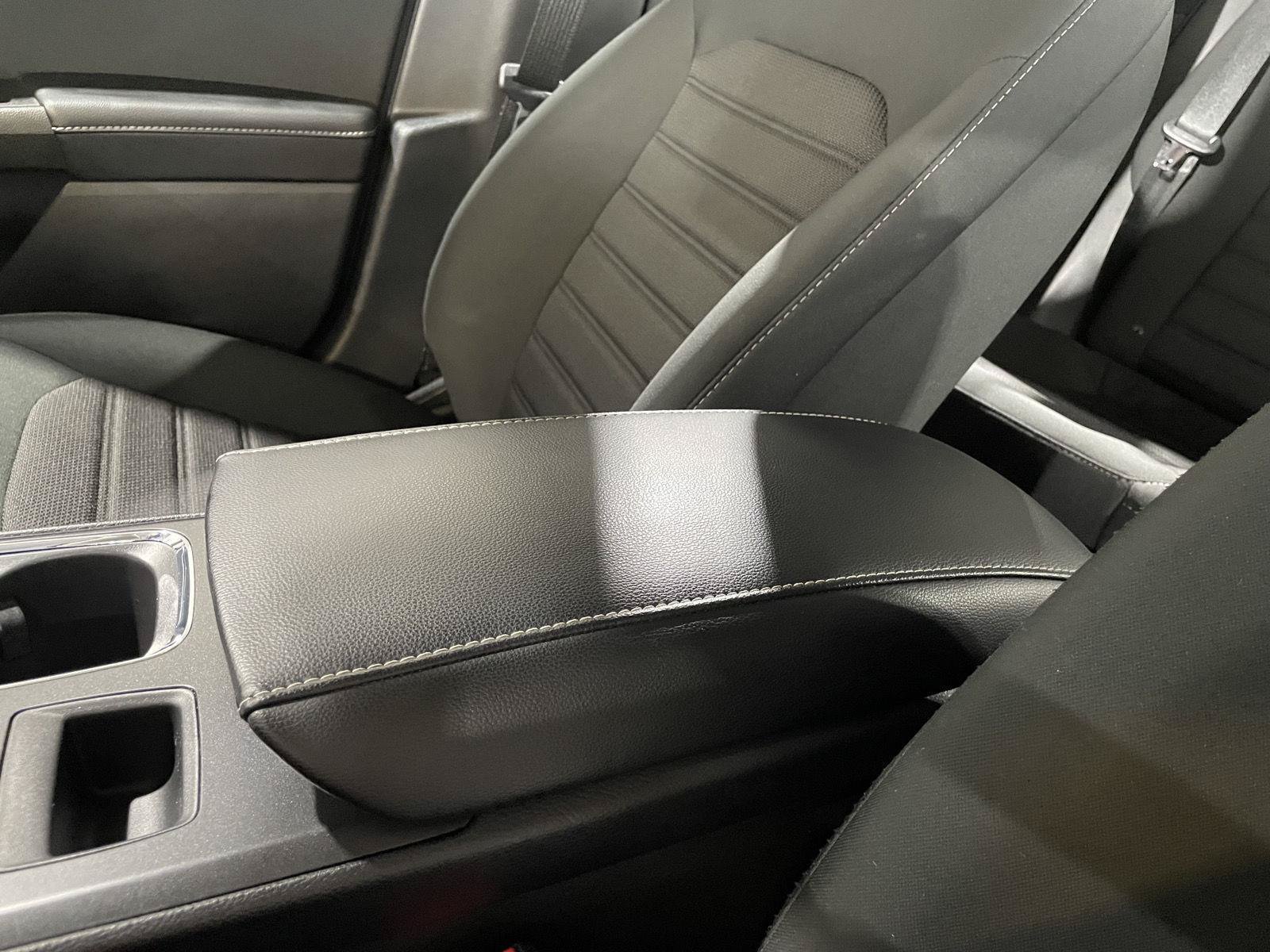 Certified 2020 Ford Fusion SE AWD/4WD image 37