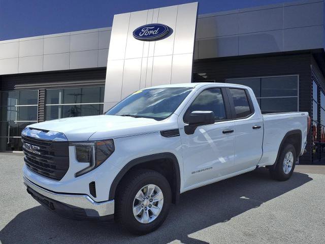 Used 2023 GMC Sierra 1500 Pro w/ Pro Value Package AWD/4WD image 4