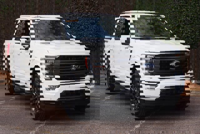 Certified 2022 Ford F150 Lariat w/ Equipment Group 502A High image 7