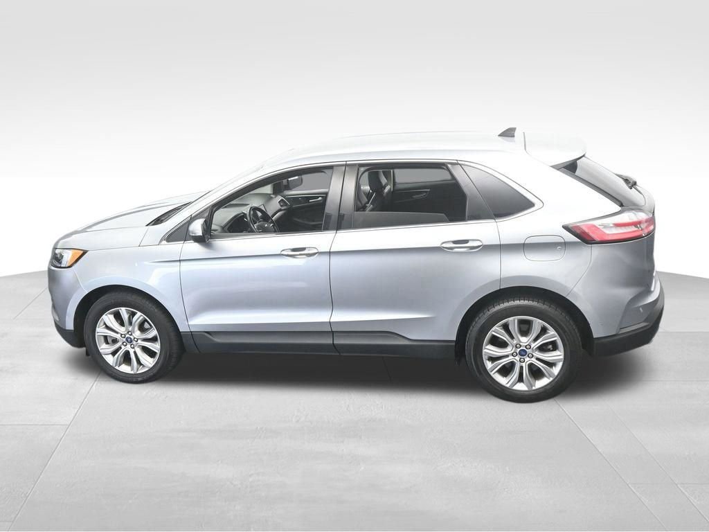 Certified 2022 Ford Edge Titanium w/ Equipment Group 301A image 19