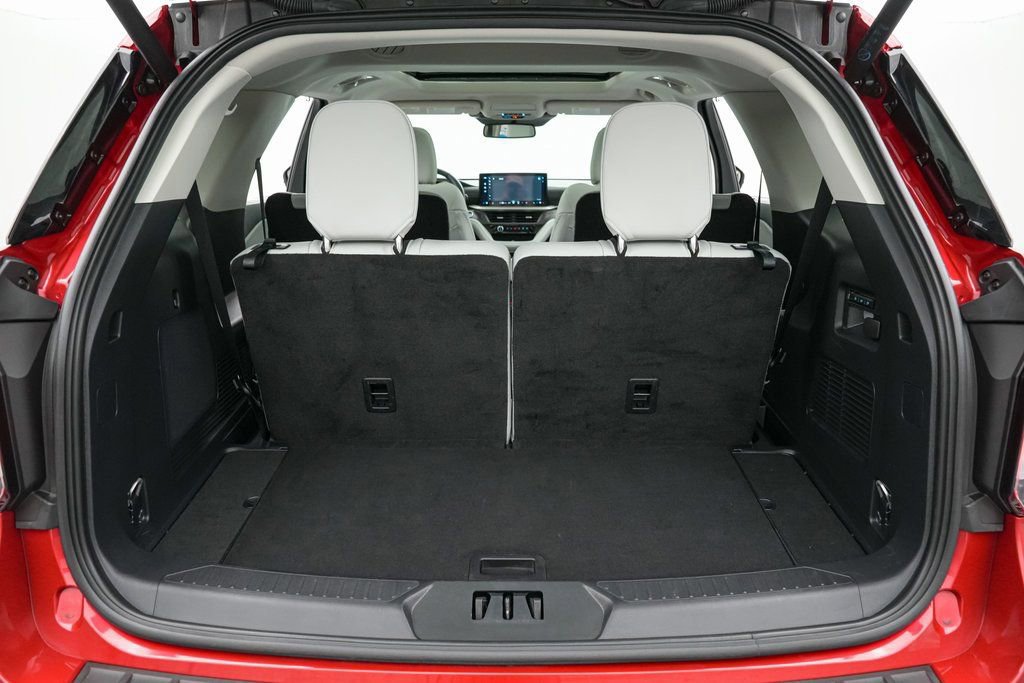 Certified 2025 Ford Explorer Platinum w/ Ultimate Package image 23