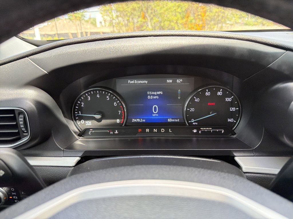 Certified 2022 Ford Explorer XLT w/ Equipment Group 202A image 33