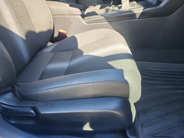Used 2024 Honda Civic Sport image 32