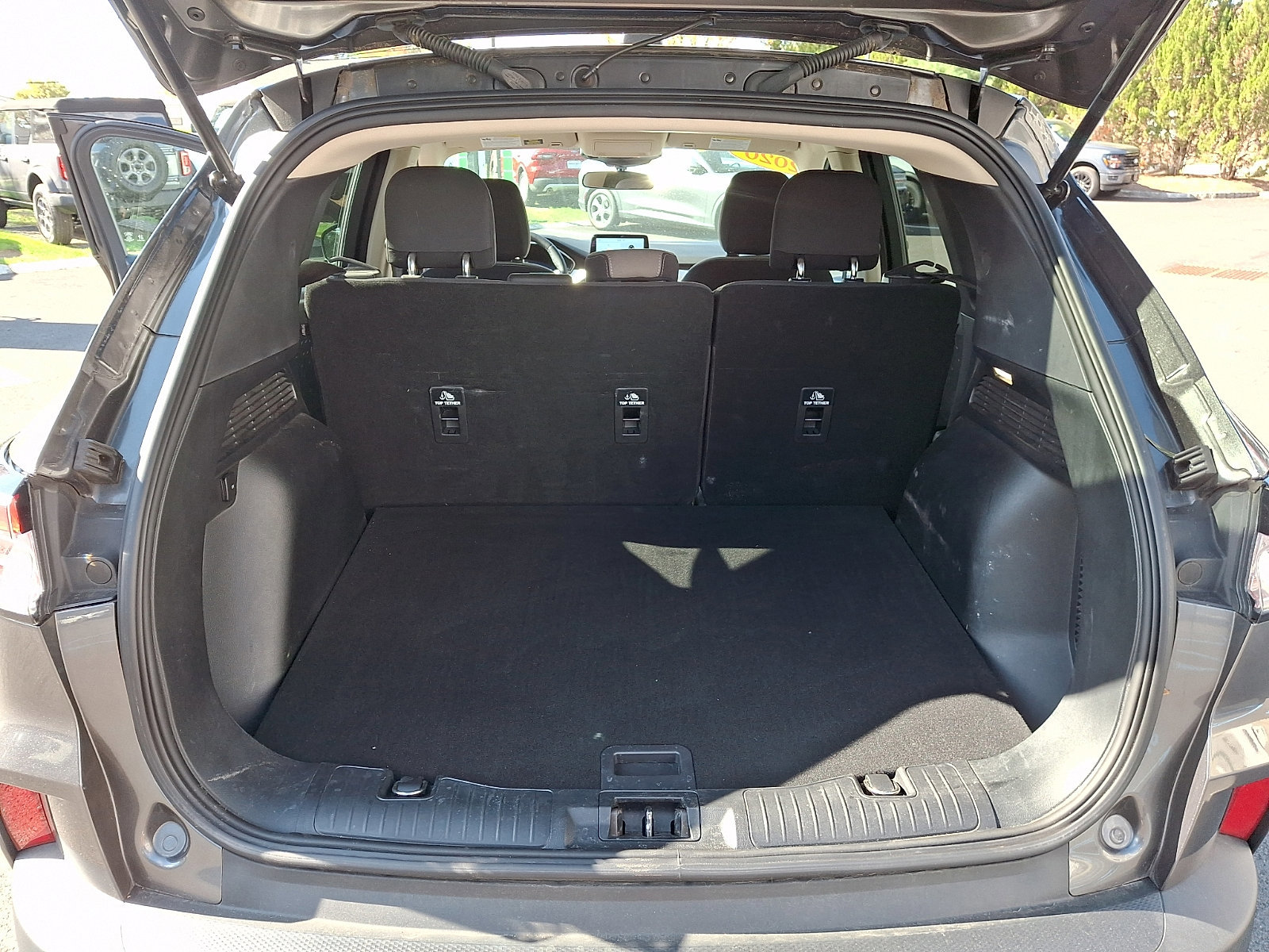 Certified 2020 Ford Escape SE Sport AWD/4WD image 28