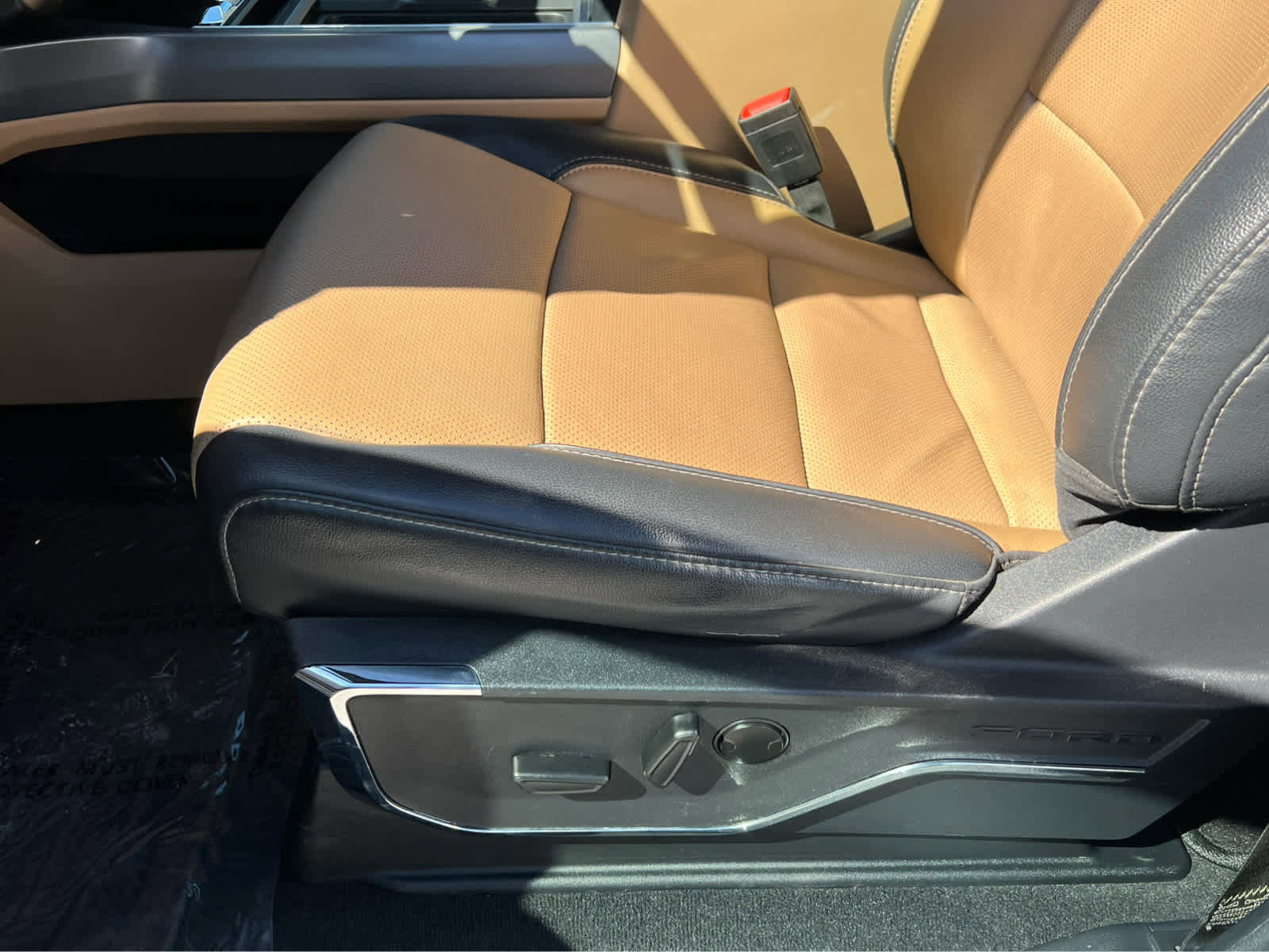 Certified 2024 Ford F350 Lariat image 30