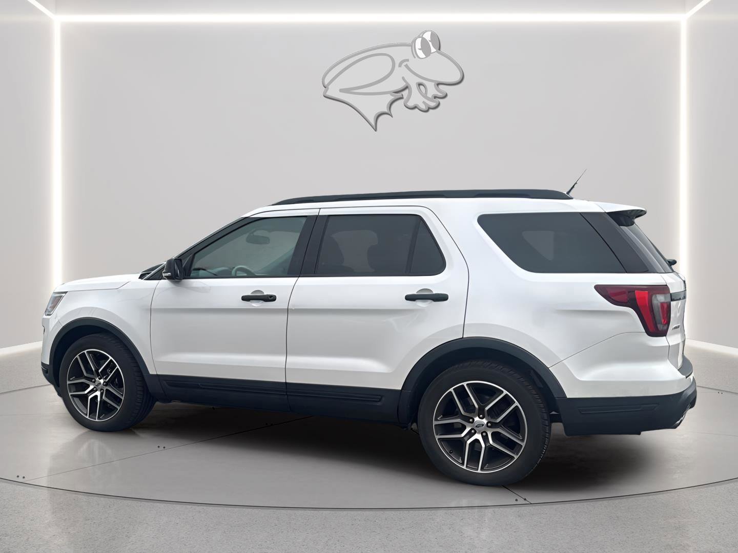 Certified 2019 Ford Explorer Sport image 9