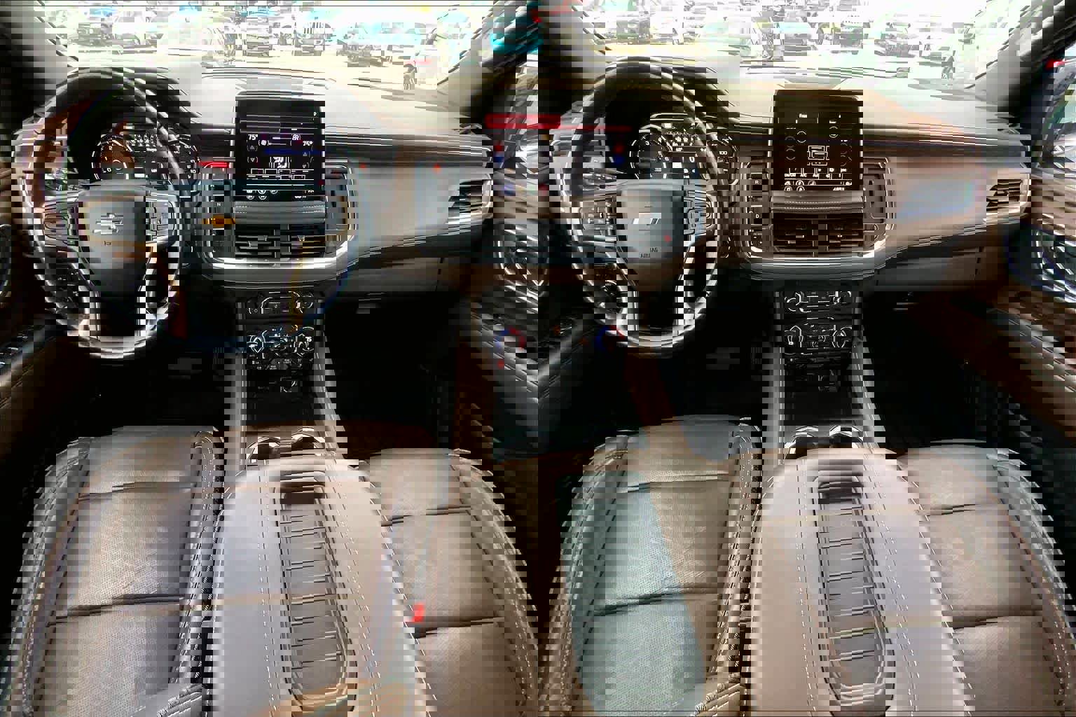 Used 2021 Chevrolet Suburban High Country image 15