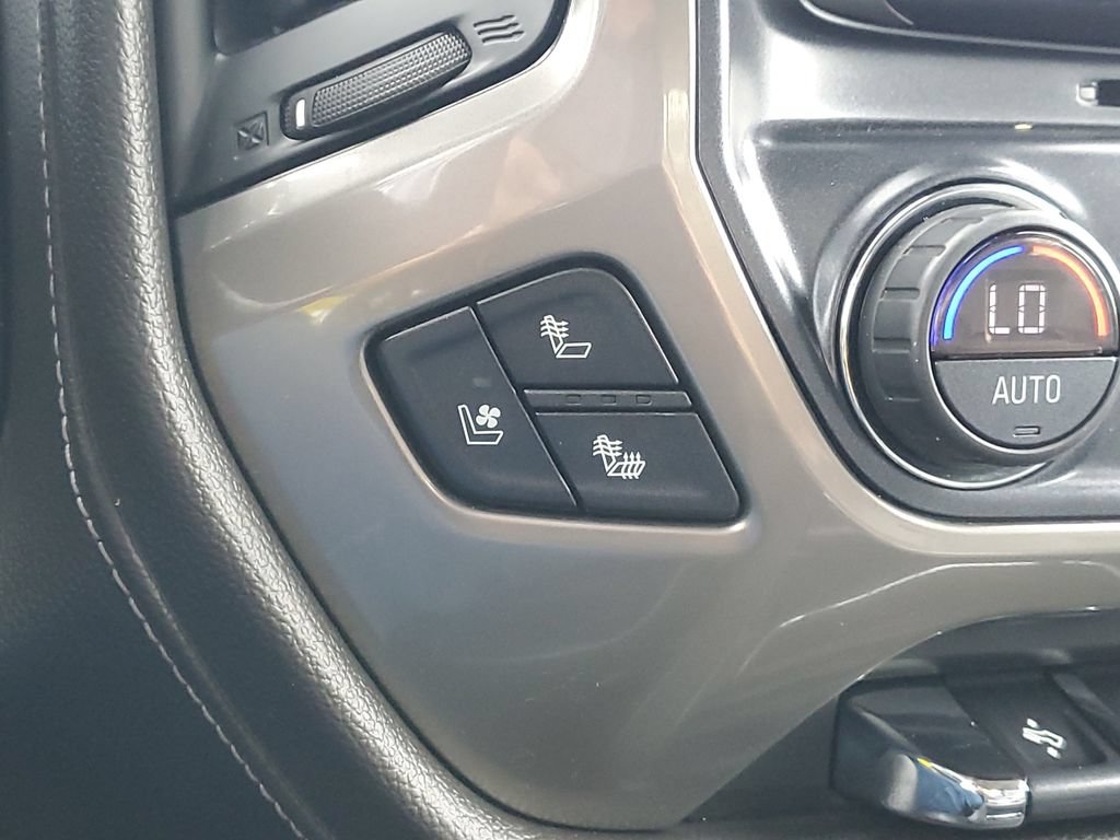 Used 2018 Chevrolet Silverado 2500 High Country w/ Duramax Plus Package AWD/4WD image 34