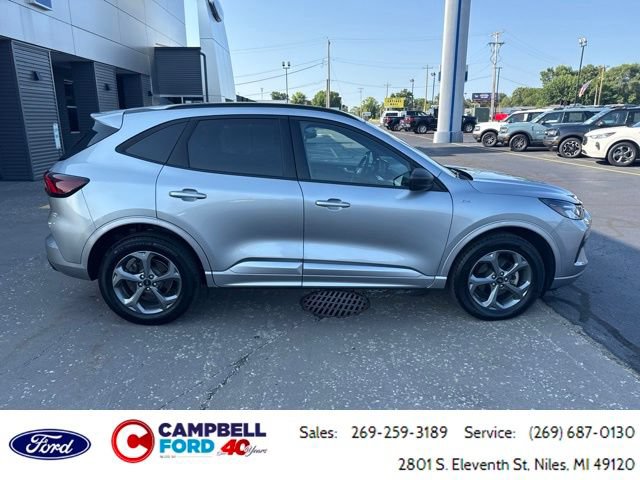 Certified 2024 Ford Escape ST-Line w/ Tech Pack #1 AWD/4WD image 2