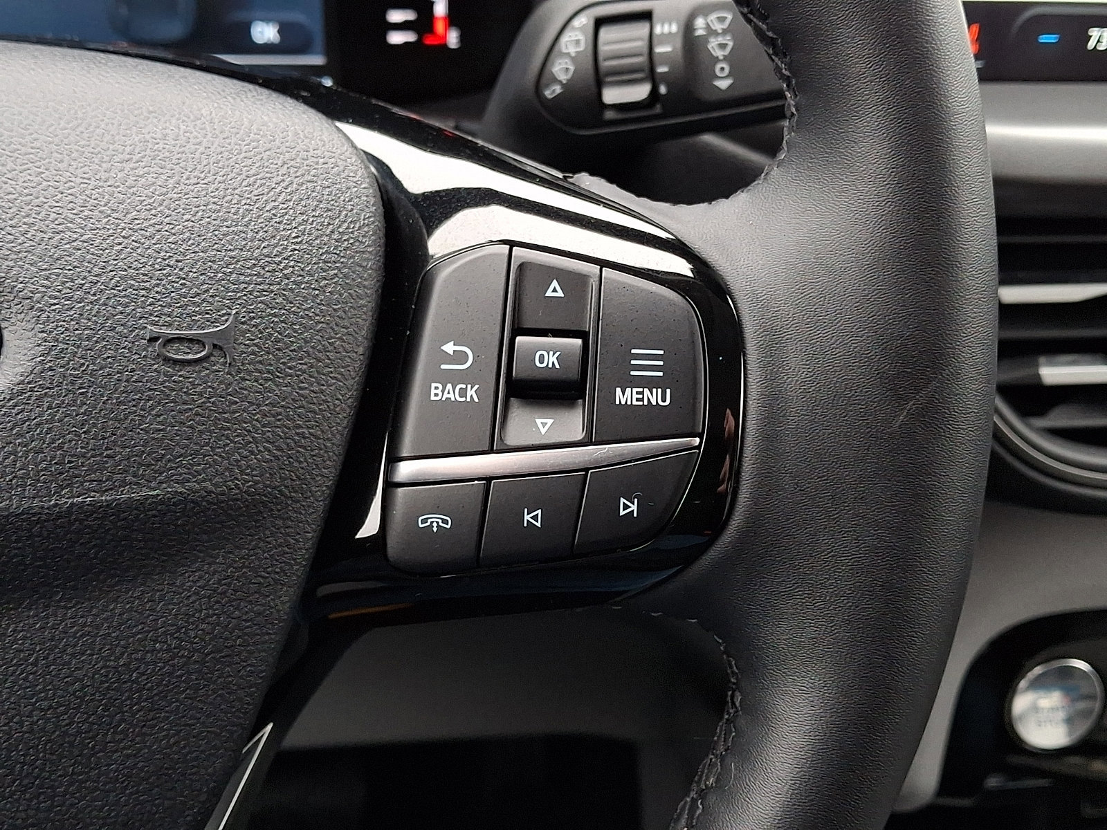 Certified 2024 Ford Escape Active w/ Tech Pack #1 image 25