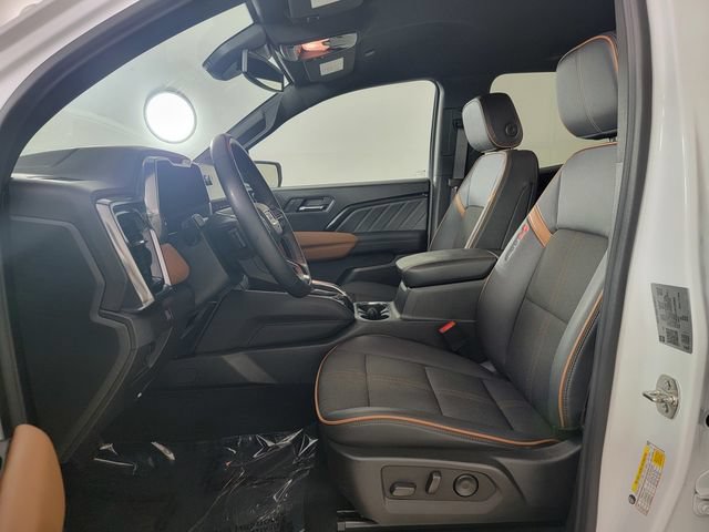 Used 2024 GMC Canyon AT4 w/ Canyon Safety Plus Package AWD/4WD image 13