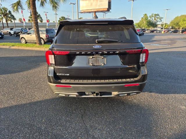 Certified 2025 Ford Explorer Active w/ Active Comfort Package RWD image 4