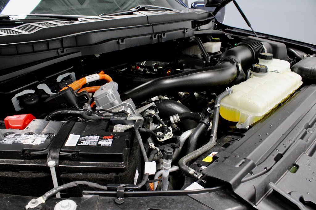 Certified 2024 Ford F150 Platinum w/ Equipment Group 702A High image 18